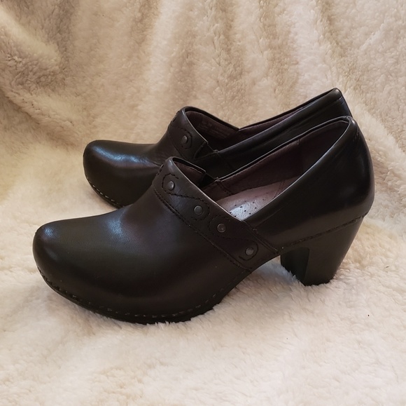 dansko high heel shoes